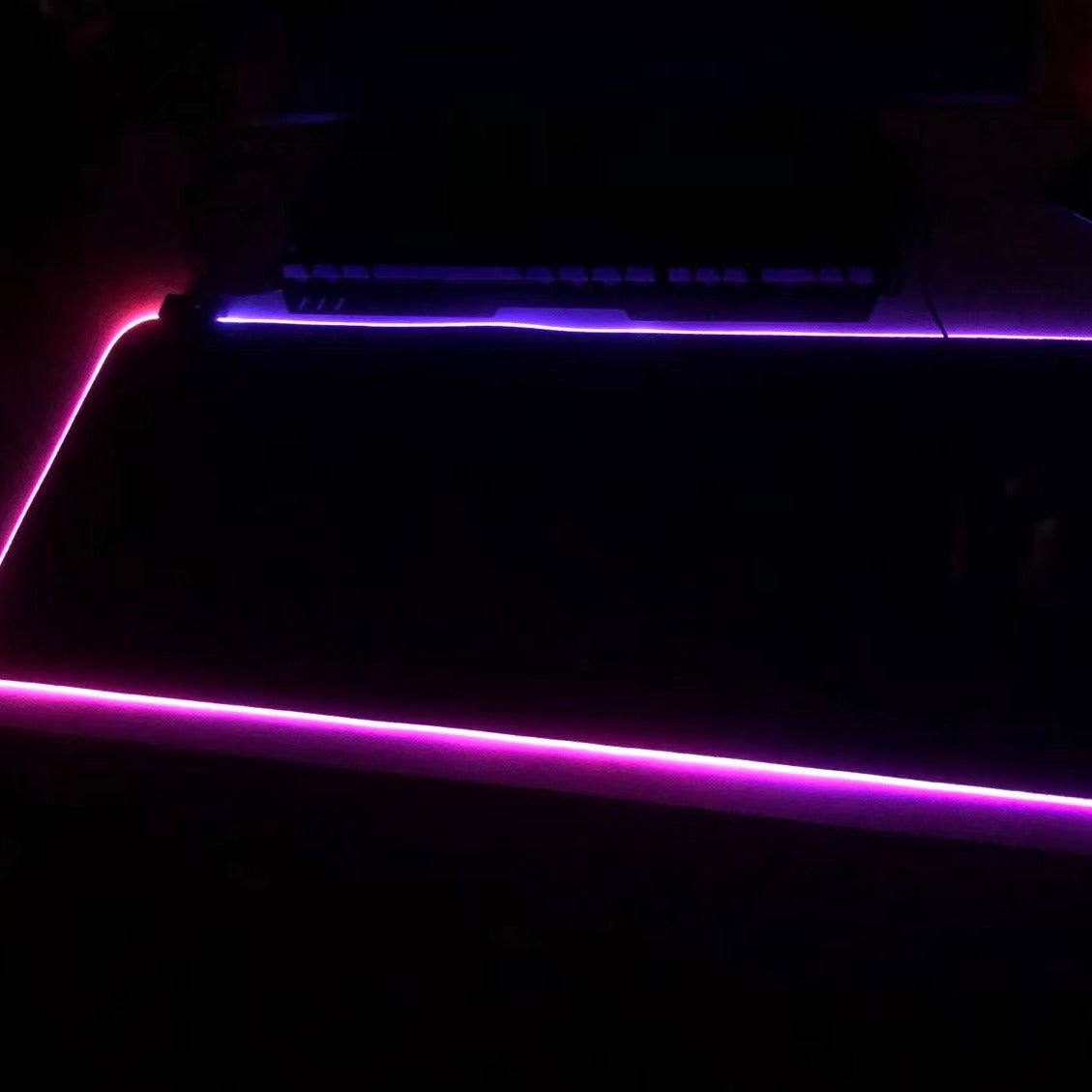 DAYENZ LED Gaming Mouse Pad